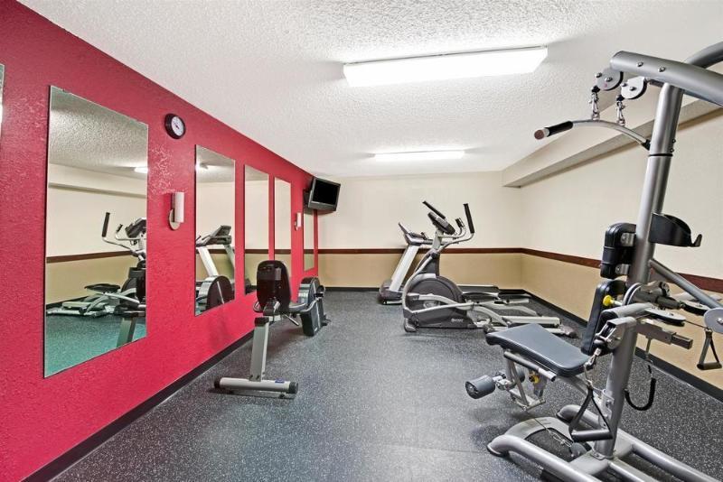 New World Inn & Conference Center 哥伦布 外观 照片